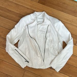 Ivory Blank NYC Fitted Crepe Jacket - S